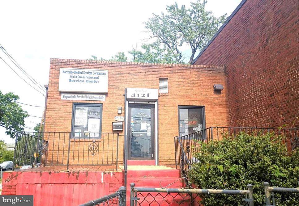 4121 Minnesota Avenue - Photo 1