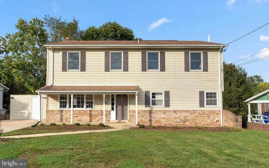 1404 Morningside Drive - Photo 1