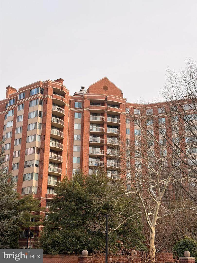 5800 Nicholson Lane - Photo 1