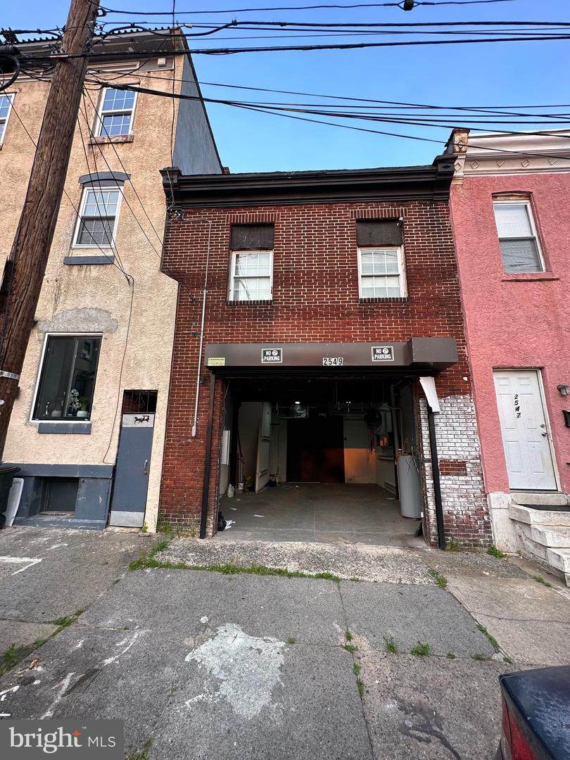 2549 6TH Street - Photo 1