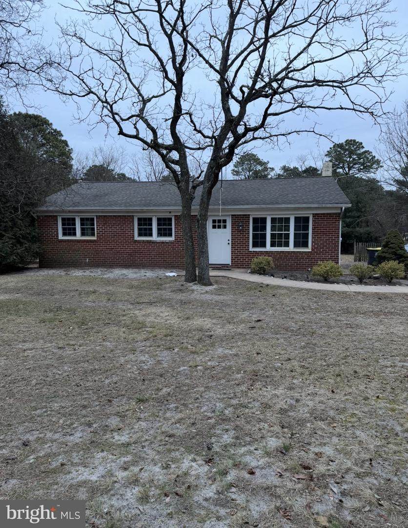 1002 Taunton Avenue - Photo 1