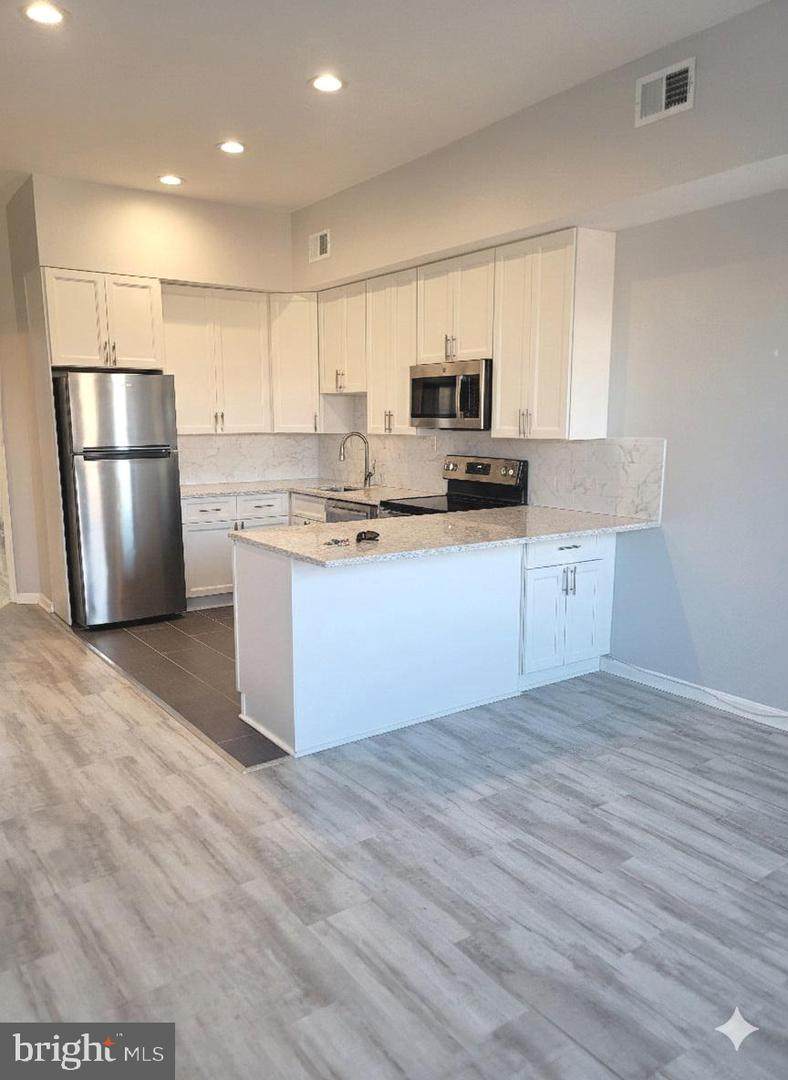 1416 11TH Street - Photo 1