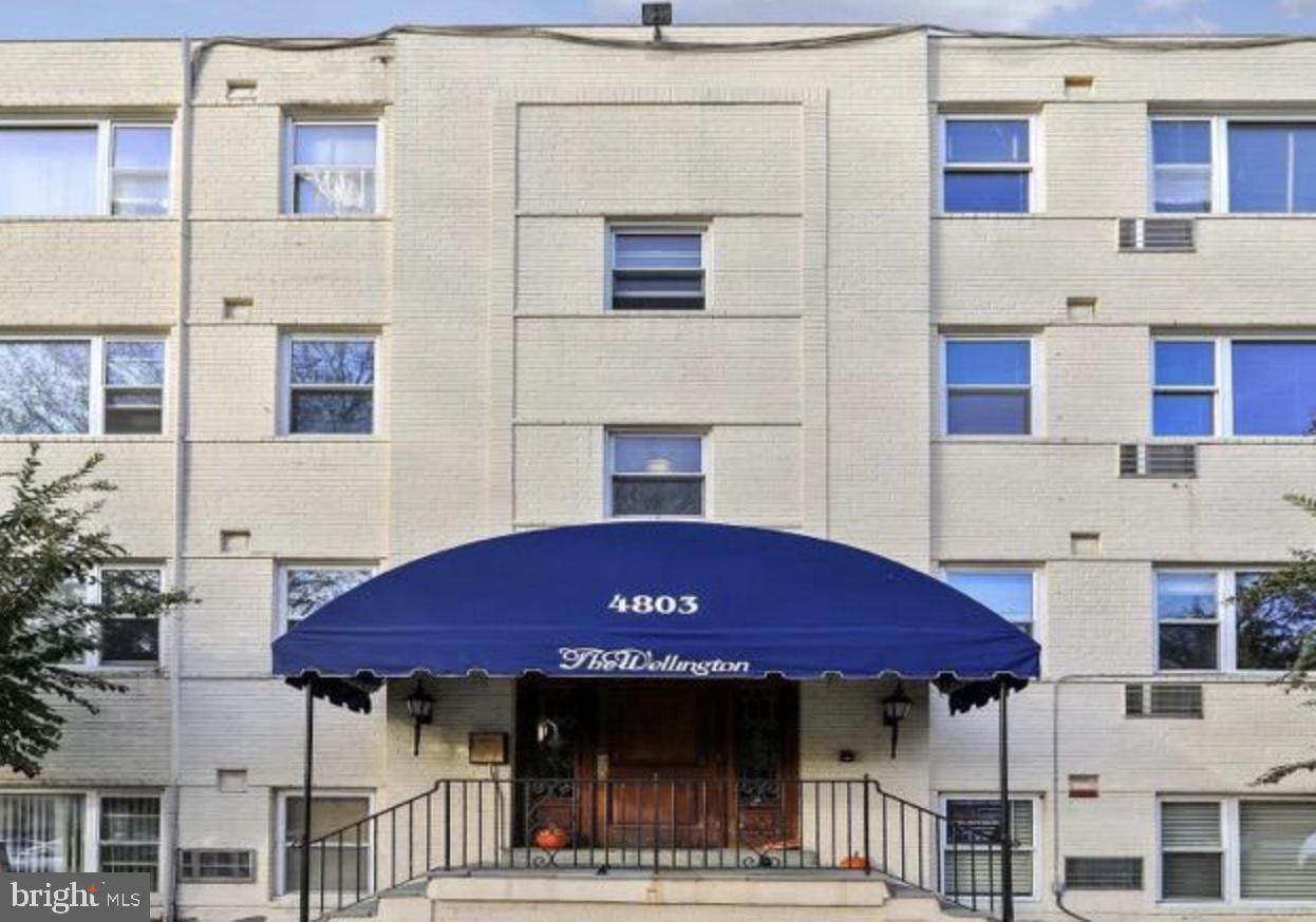 4803 Wellington Drive - Photo 1