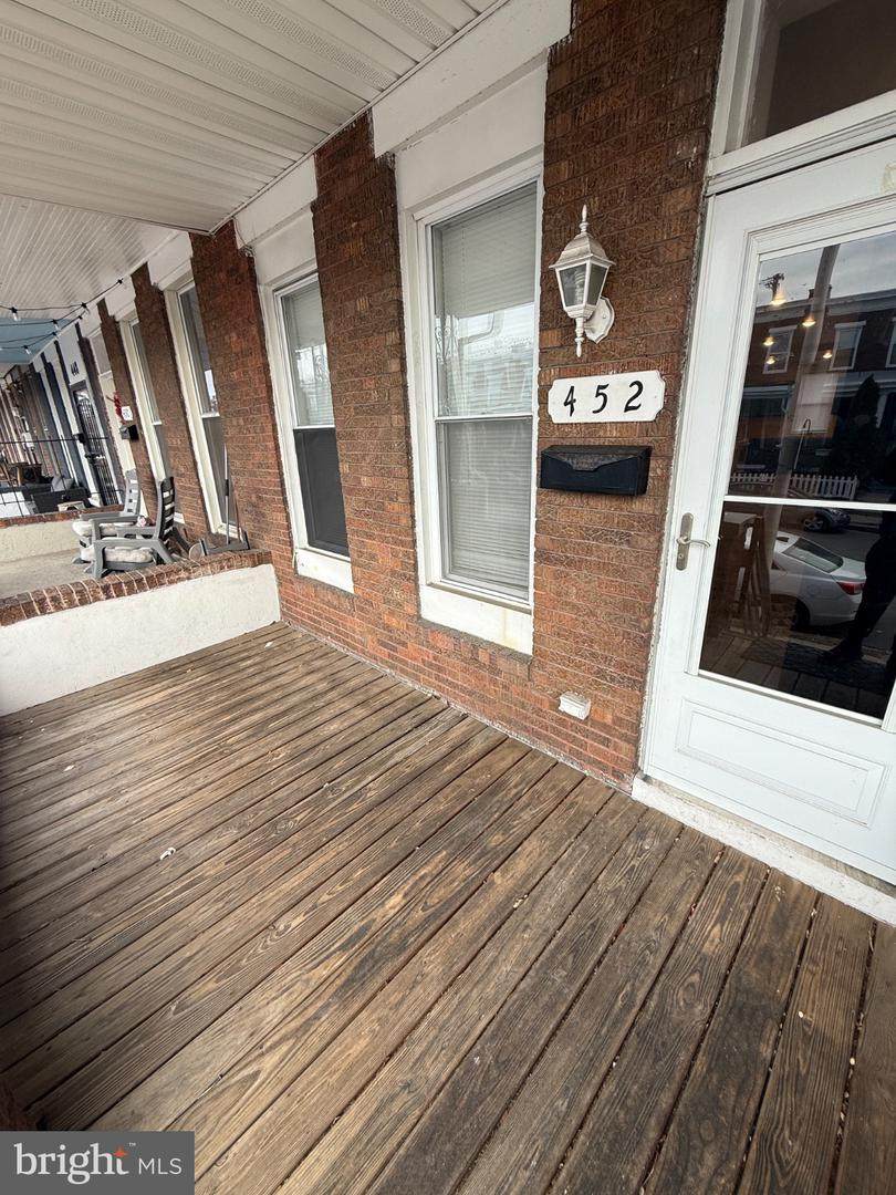 452 Ilchester Avenue - Photo 1