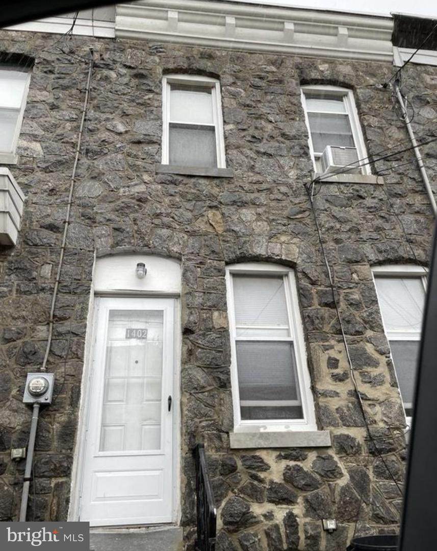 1402 10TH Street - Photo 1