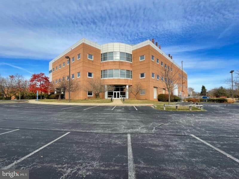 6411 Beckley Street - Photo 1