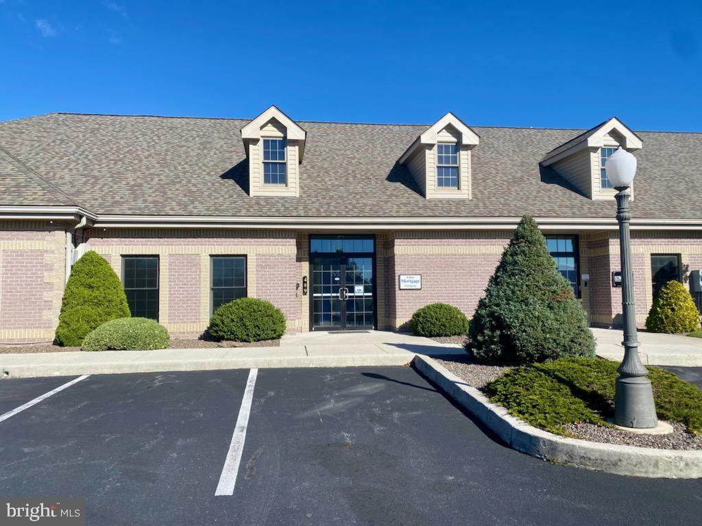 409 Phoenix Drive - Photo 1