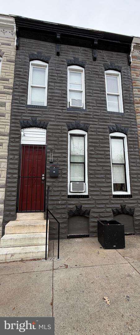 1612 Wolfe Street - Photo 1