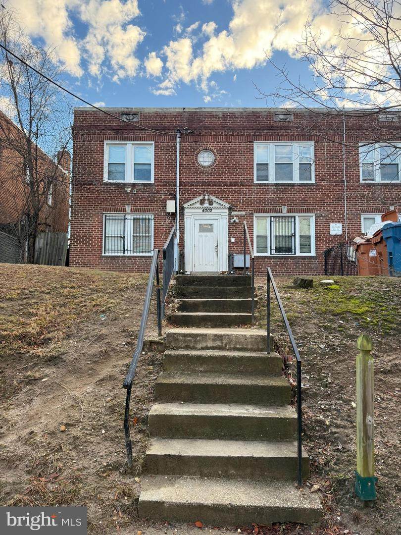 4002 Capitol Street - Photo 1