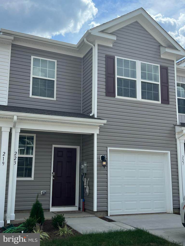 147 College Drive - Photo 1