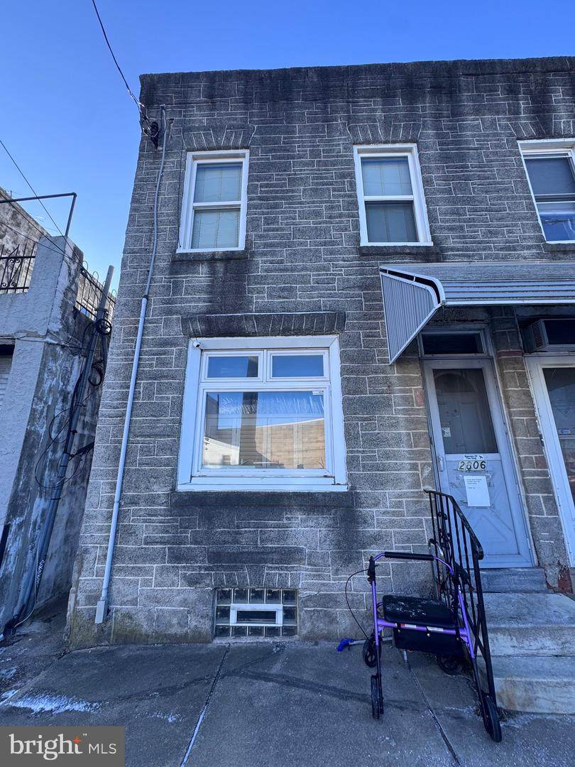 2806 Porter Street - Photo 1