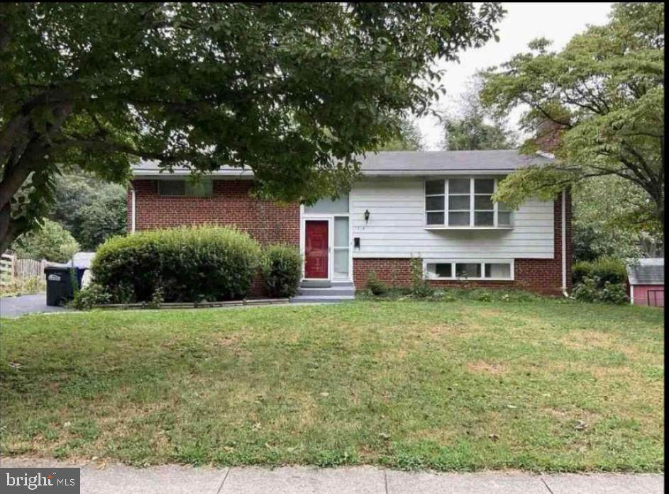 1713 Rupert Street - Photo 1
