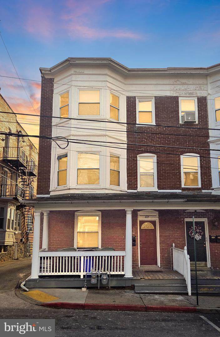 422 Locust Street - Photo 1