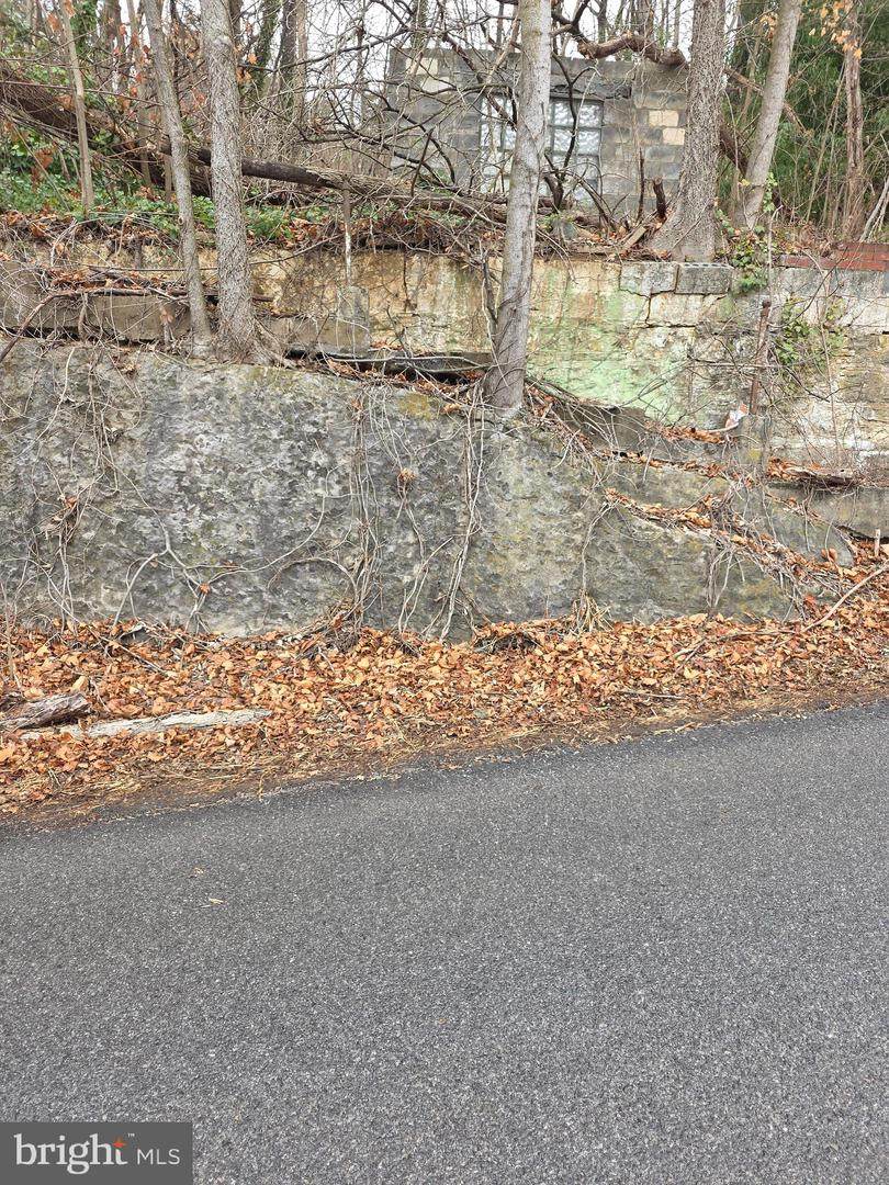  Rockdale Road - Photo 1