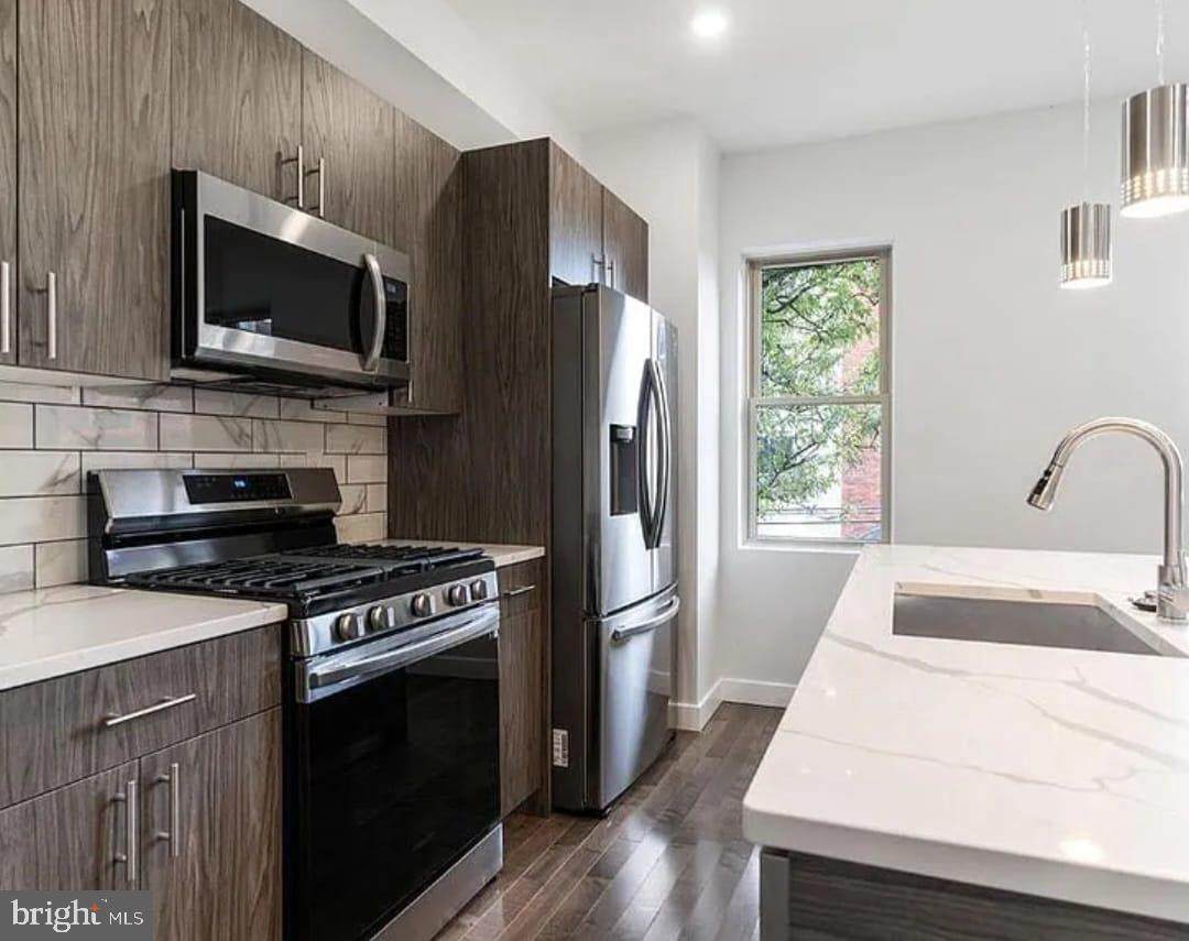 1945 7TH Street - Photo 1