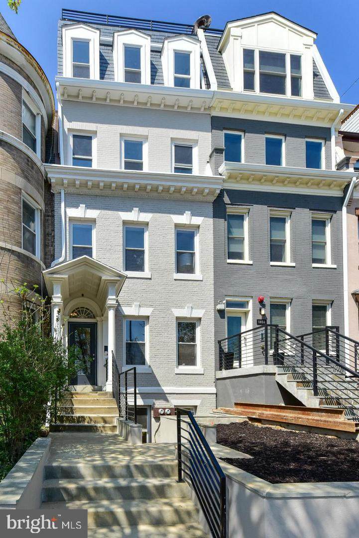 1453 Girard Street - Photo 1