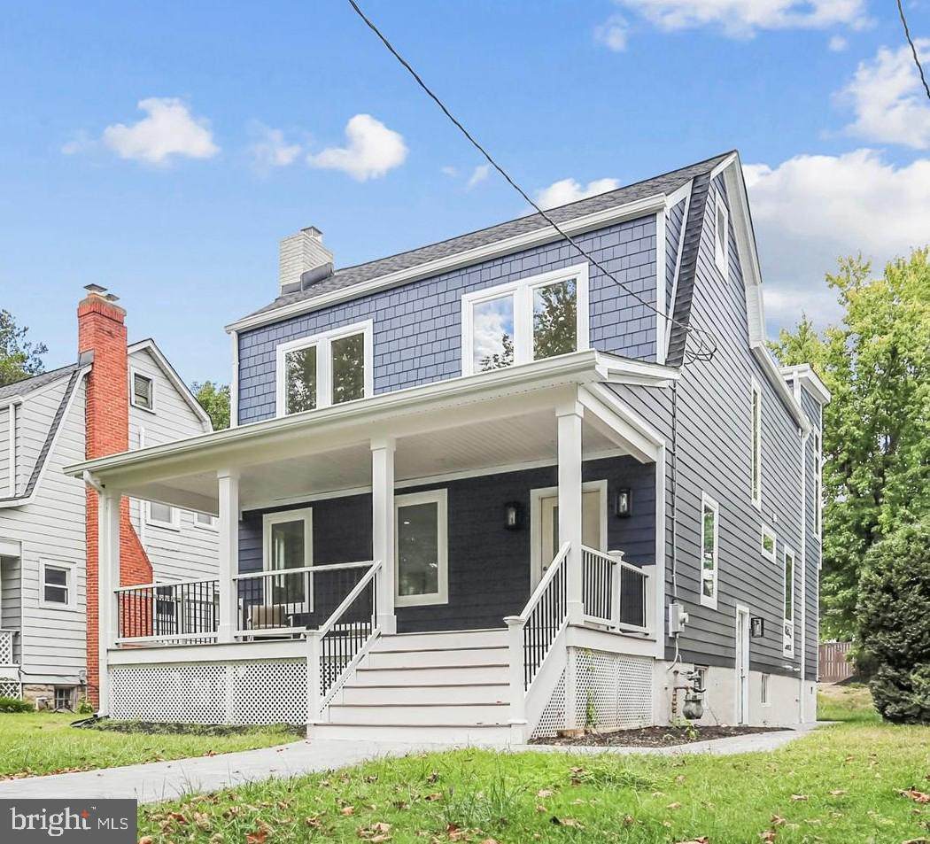 1341 Ingraham Street - Photo 1