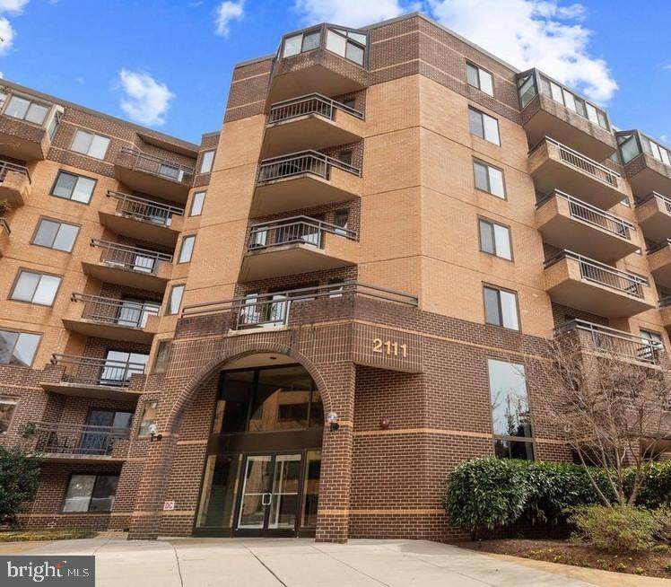 2111 Wisconsin Avenue - Photo 1