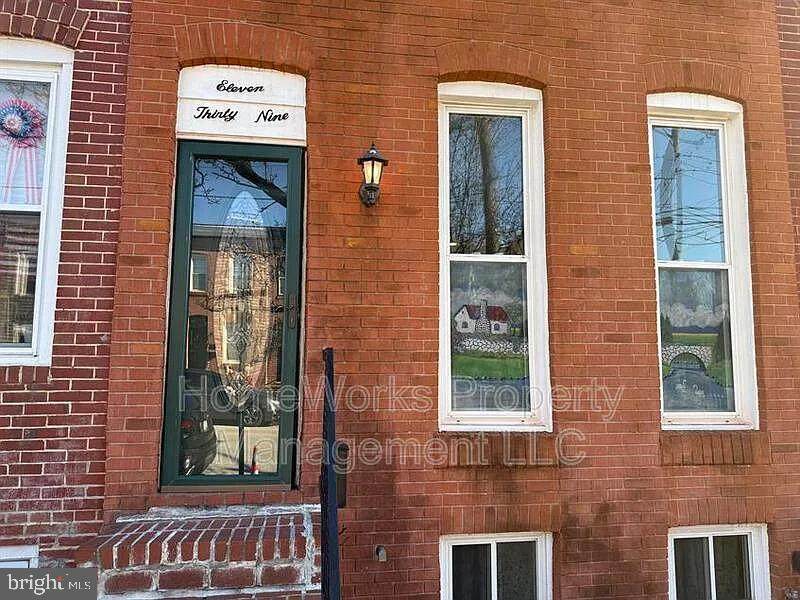 1139 Hull Street - Photo 1