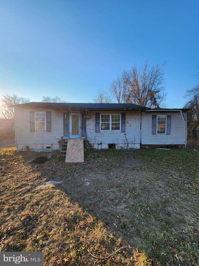 6824 Kent Road - Photo 1