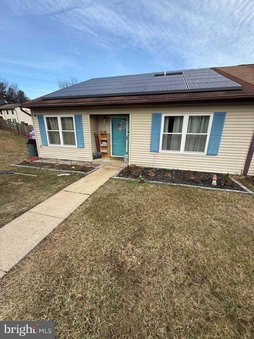 966 Glenbrook Court - Photo 1