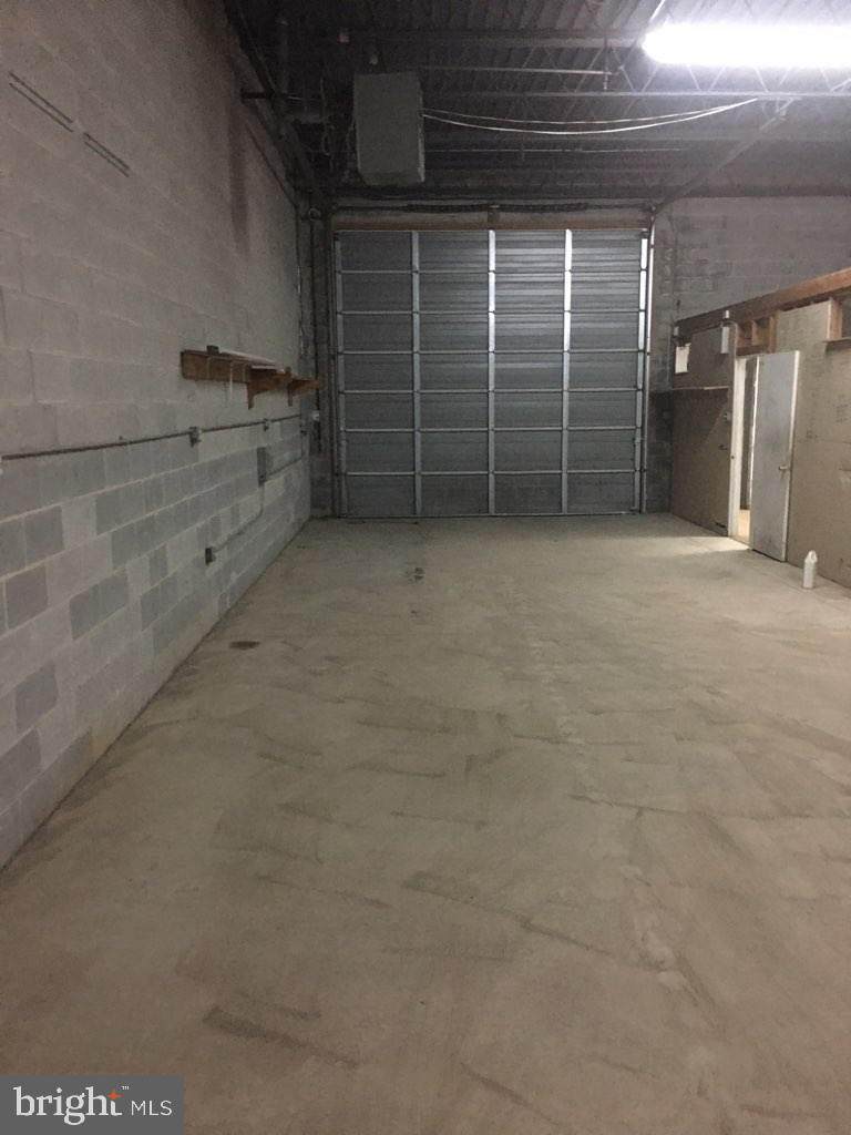 9203 James Street - Photo 1