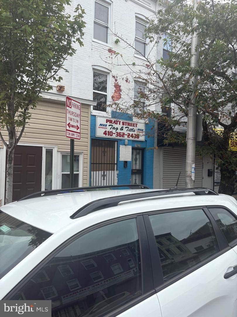 1933 Pratt Street - Photo 1