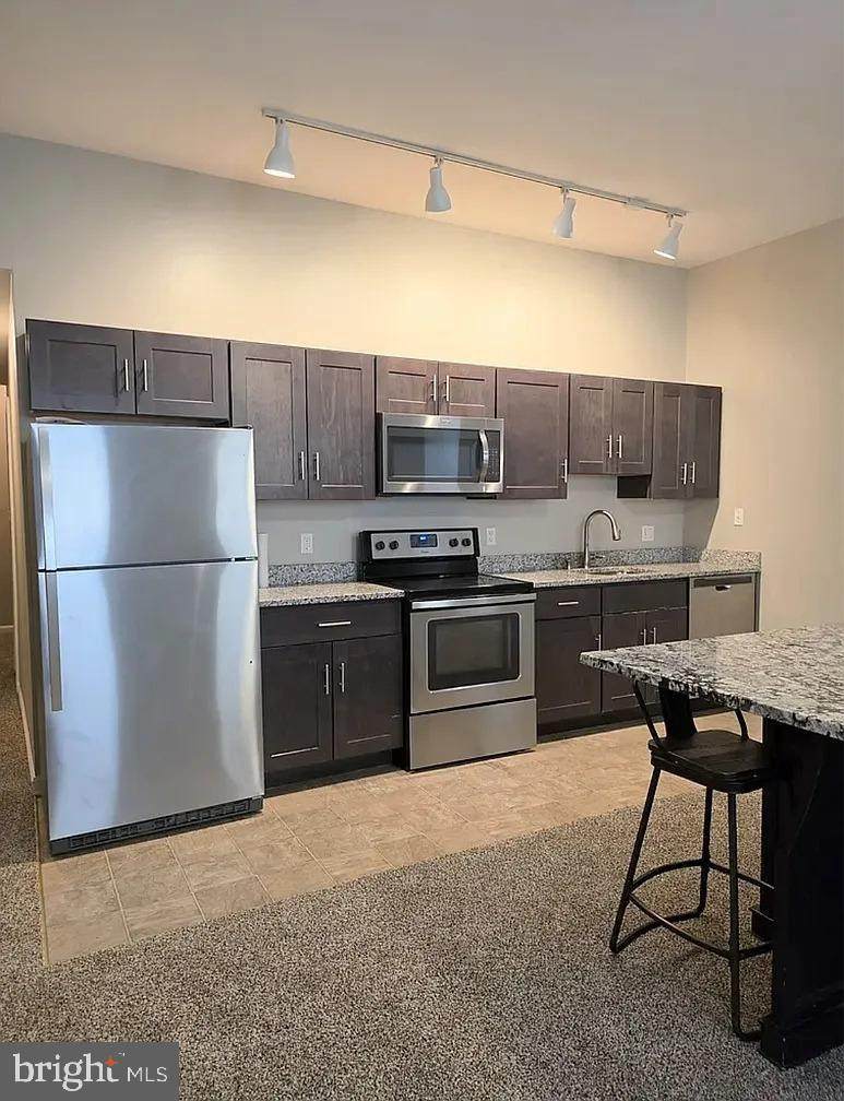 2128 Fleet Street - Photo 1