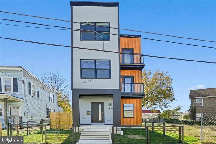 4421 Kane Place - Photo 1