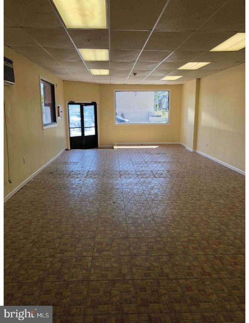 https://bt-photos.global.ssl.fastly.net/brightmls/orig_boomver_1_804473154576-2.jpg