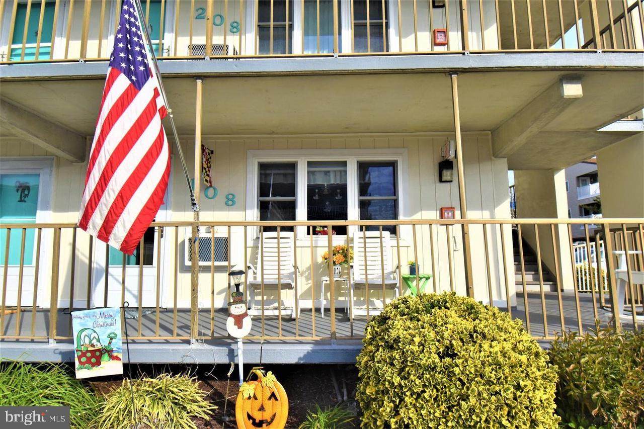 10 129TH Street - Photo 1