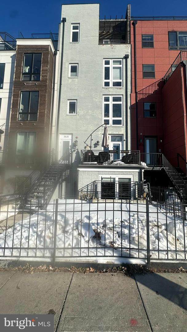 3525 14TH Street - Photo 1