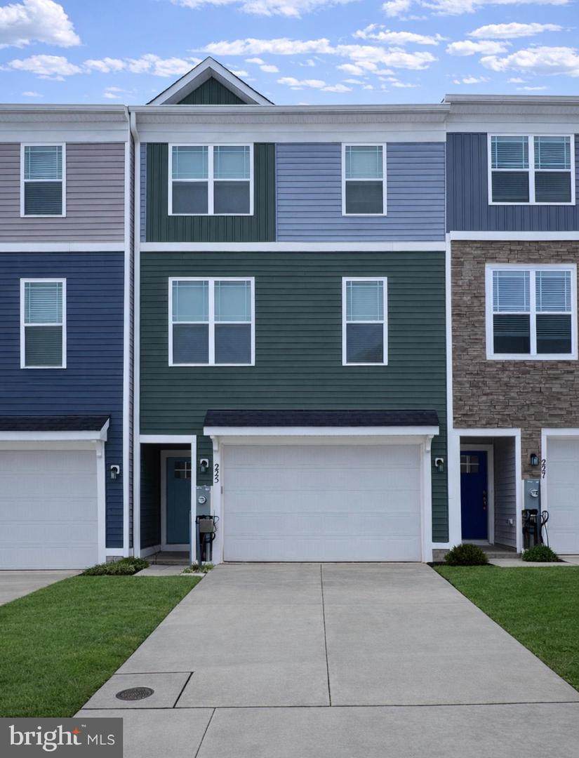 225 Jenkins Way - Photo 1