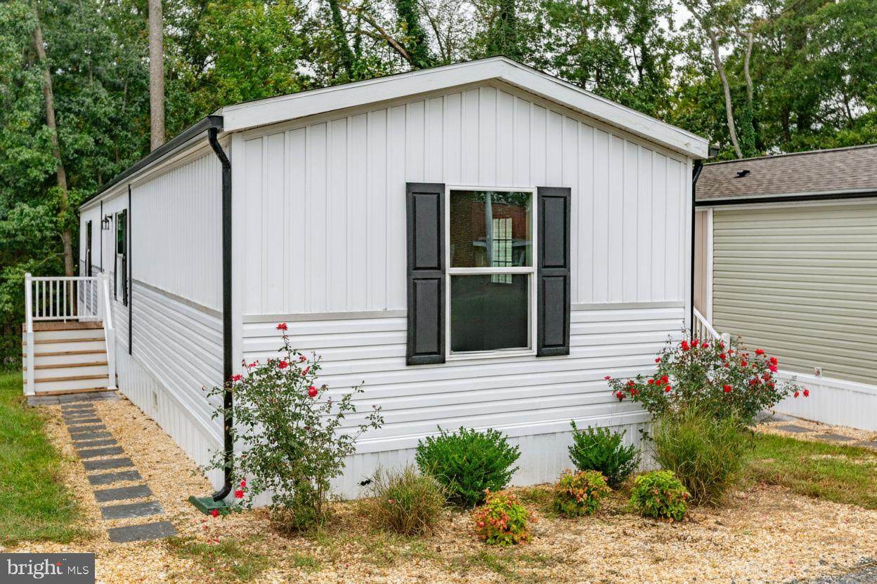 4434 Hotchkiss Street - Photo 1