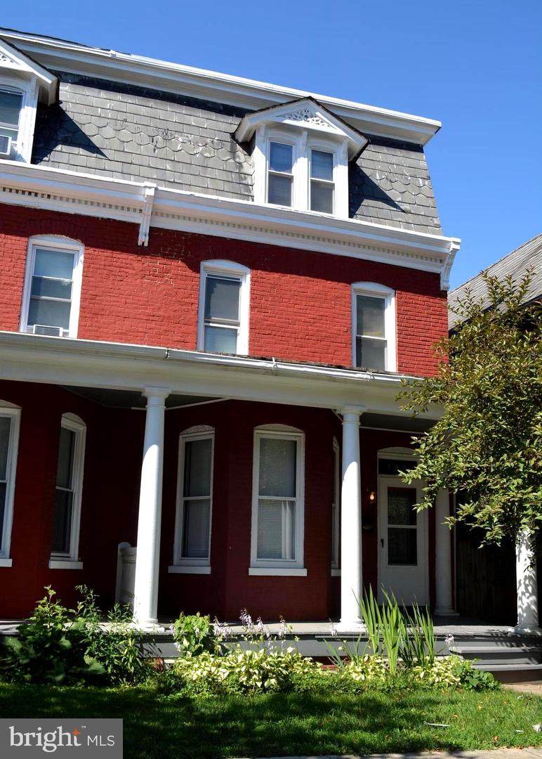 105 North Avenue - Photo 1