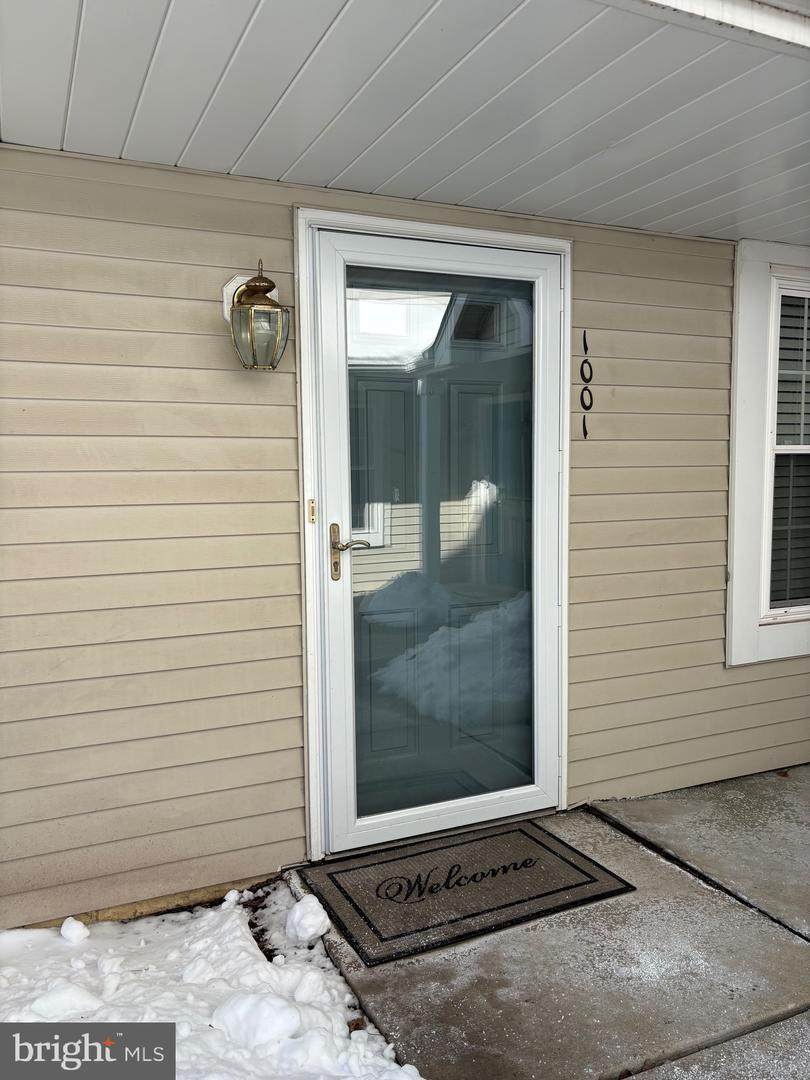 1001-A Oswego Court - Photo 1