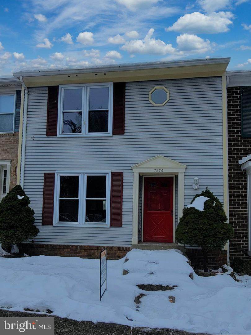 7370 Stream Way - Photo 1