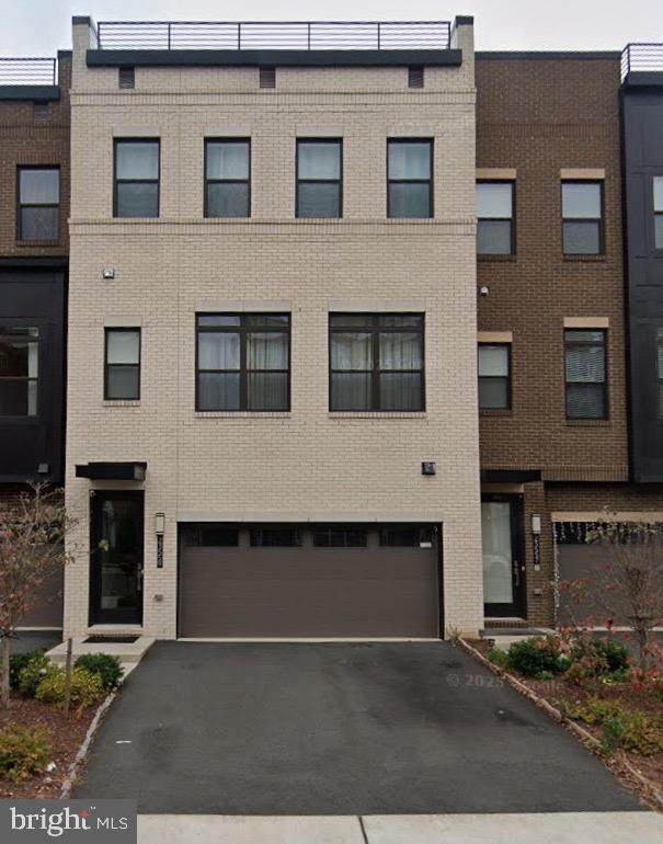 23559 Buckland Farm Terrace - Photo 1