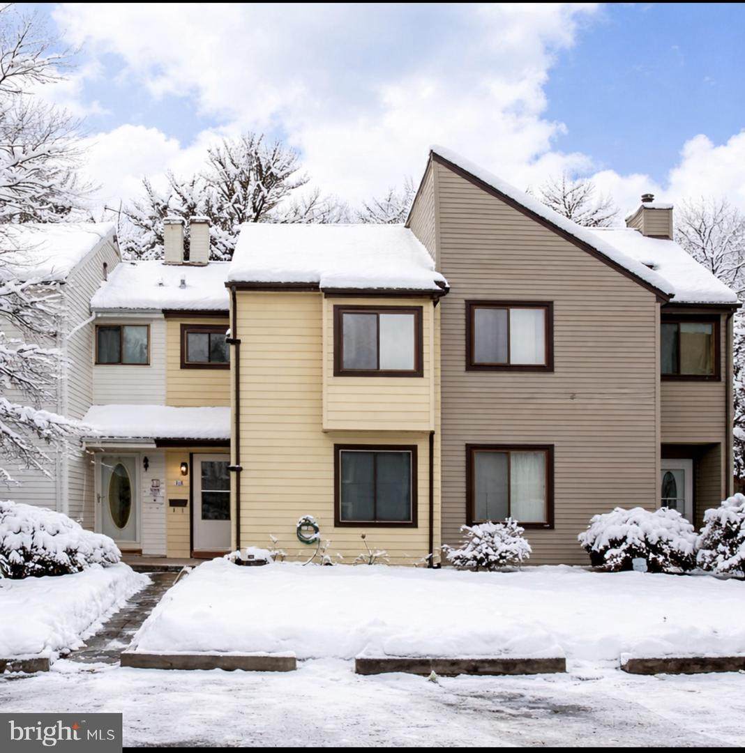 10 Candlewick Court - Photo 1