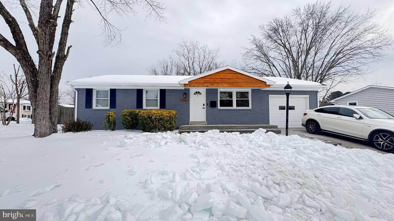 13223 Hawthorn Lane - Photo 1