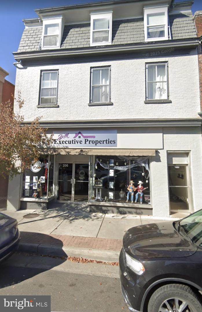 204 Washington Street - Photo 1