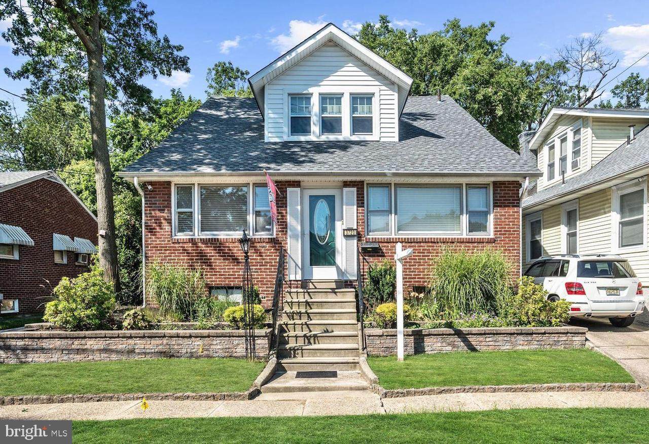 3720 Drexel Avenue - Photo 1