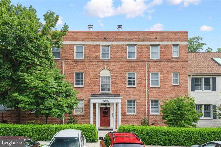 2202 Washington Avenue - Photo 1