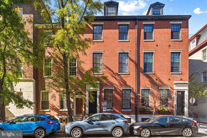 306 10TH Street - Photo 1