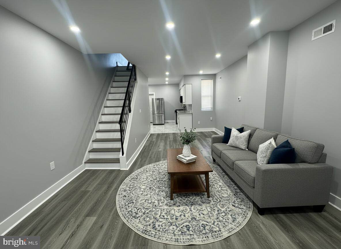 1516 Conestoga Street - Photo 1