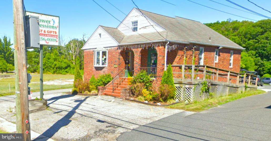 8836 Belair - Photo 1