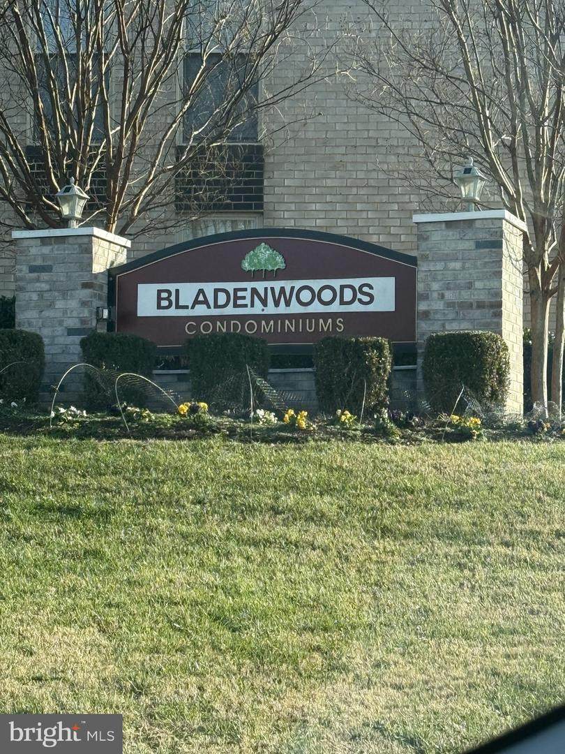 5200 Newton Street - Photo 1