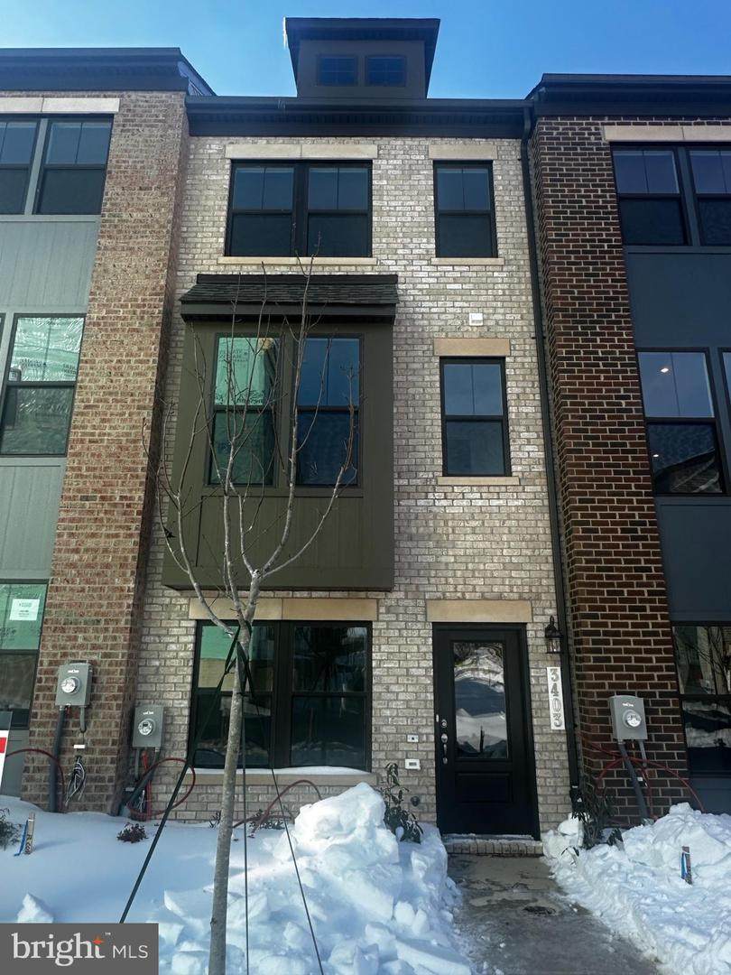 3403 Whippitt Way - Photo 1