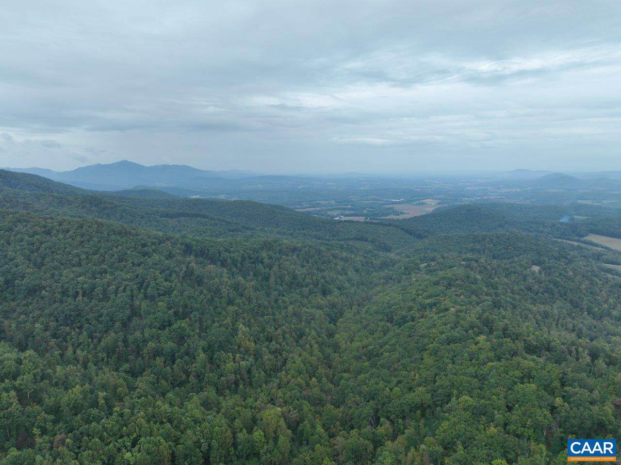 https://bt-photos.global.ssl.fastly.net/brightmls/orig_boomver_1_804506905874-2.jpg