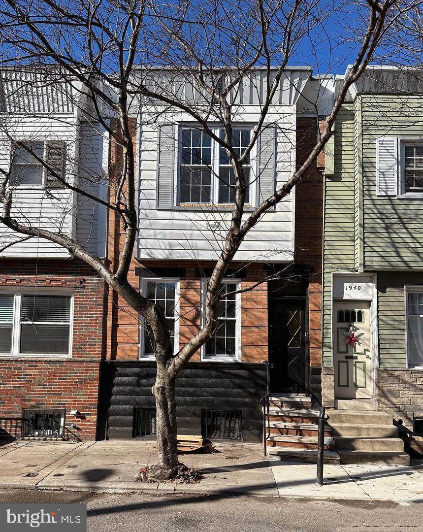 1942 Galloway Street - Photo 1